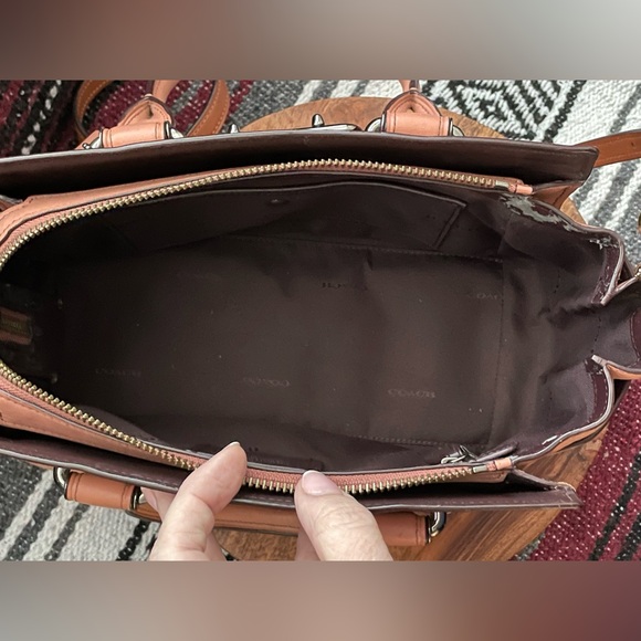 COACH Dusty Rose Glovetanned Leather Swagger 27 Bag & Wallet Set - Picture 5 of 16